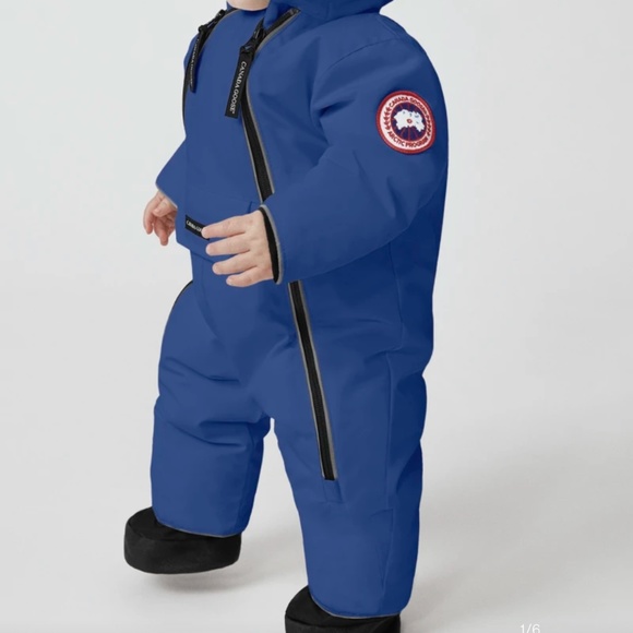Canada goose kids snowsuit